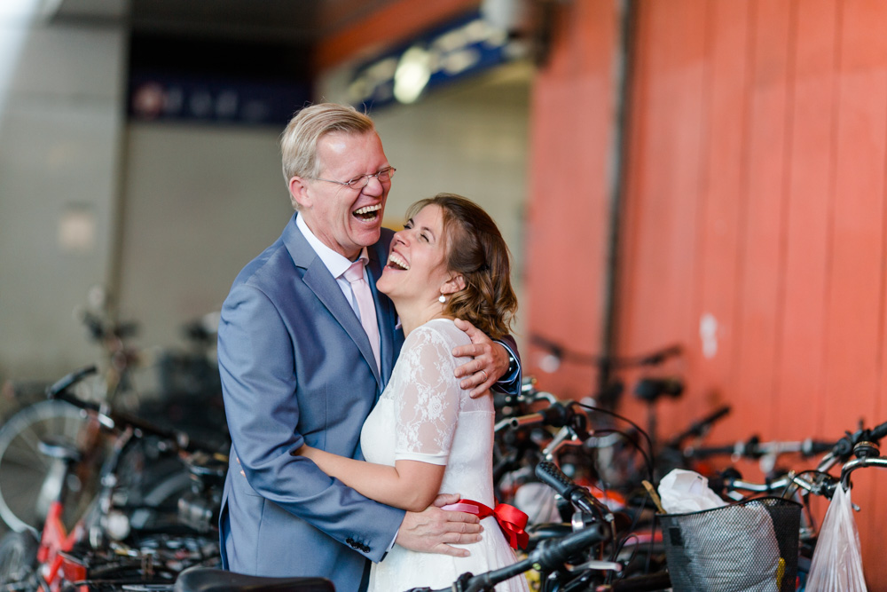 Pre-Wedding-Shooting am S-Bahnhof Stellingen